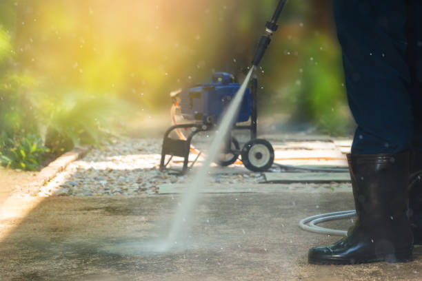 Best Spring Cleaning  in Mont Belvieu, TX